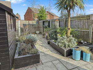 Photo 12- click for photo gallery